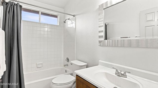 9951 N Stageline Trail, Tucson, AZ 85742