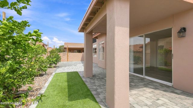 9951 N Stageline Trail, Tucson, AZ 85742
