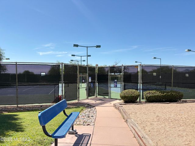 9951 N Stageline Trail, Tucson, AZ 85742