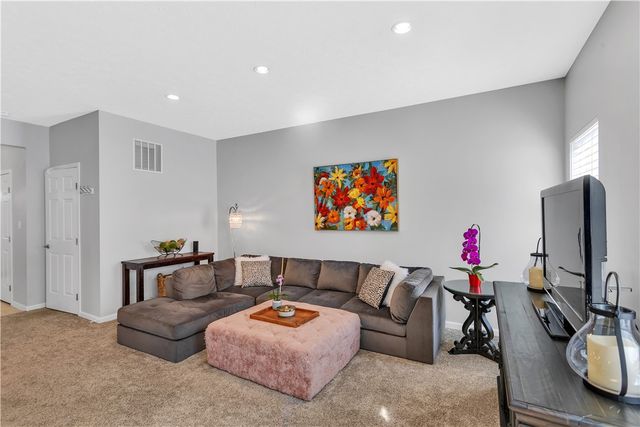 112 Southern Valley Ct, Adams Twp, PA 16046