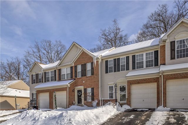 112 Southern Valley Ct, Adams Twp, PA 16046