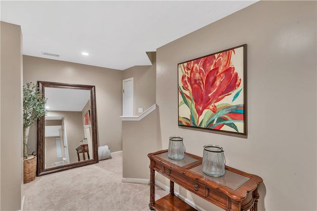 112 Southern Valley Ct, Adams Twp, PA 16046