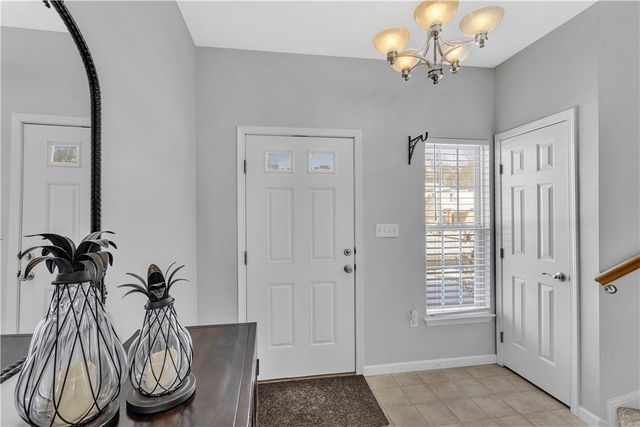 112 Southern Valley Ct, Adams Twp, PA 16046