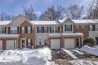 112 Southern Valley Ct, Adams Twp, PA 16046