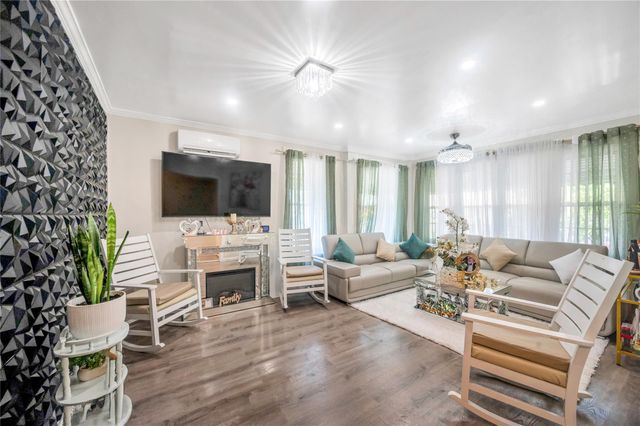 654 Schenck Avenue, Brooklyn, NY 11207