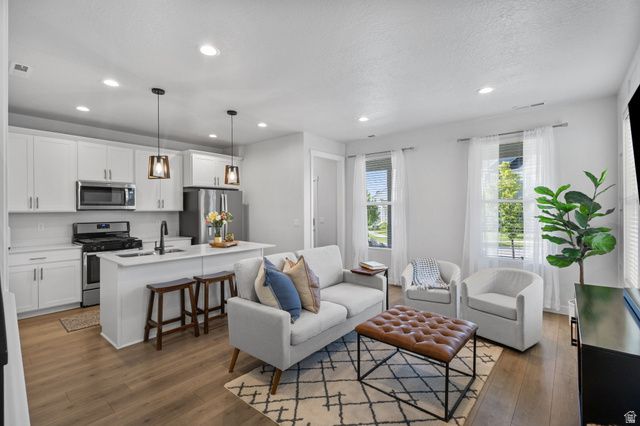 6444 W PURPLE ORCHID DR, South Jordan, UT 84009