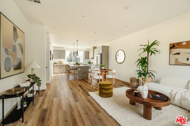 3859 N Riley Lane, Los Angeles, CA 90065