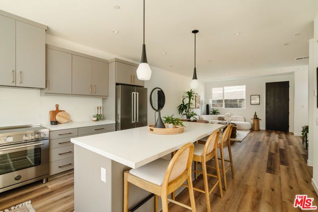 3859 N Riley Lane, Los Angeles, CA 90065