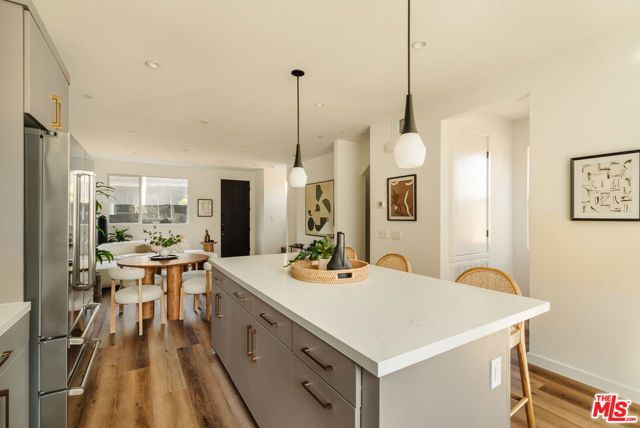 3859 N Riley Lane, Los Angeles, CA 90065