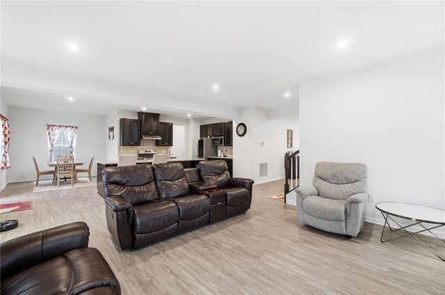 114 Ridgebrook Trail, Beavercreek Twp, OH 45385