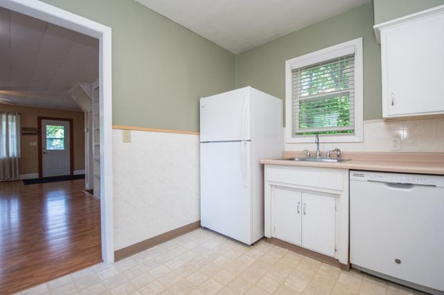 1007 11th Street N, Fargo, ND 58102