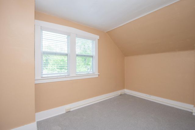 1007 11th Street N, Fargo, ND 58102