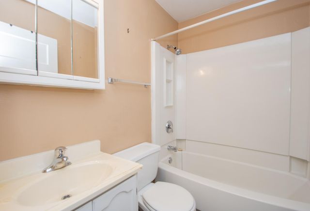 1007 11th Street N, Fargo, ND 58102