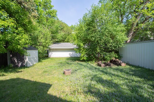1007 11th Street N, Fargo, ND 58102
