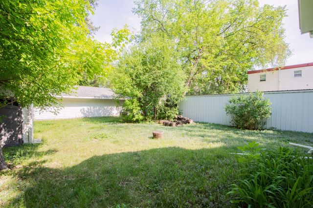 1007 11th Street N, Fargo, ND 58102