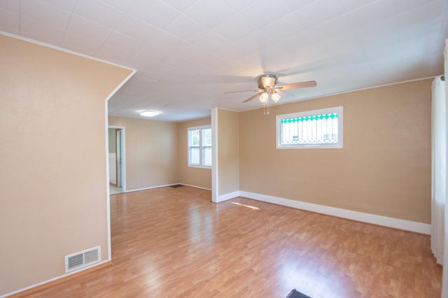 1007 11th Street N, Fargo, ND 58102