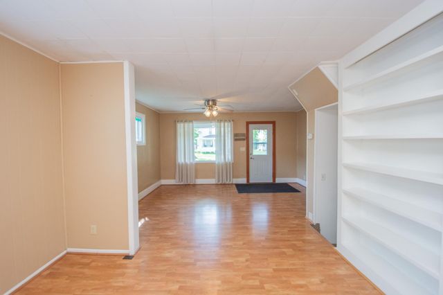 1007 11th Street N, Fargo, ND 58102