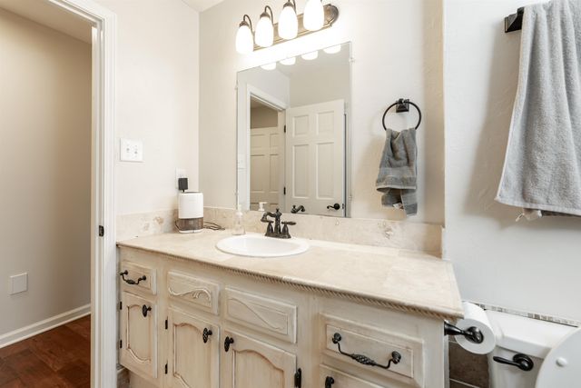 8441 DOGWOOD RD, Germantown, TN 38139