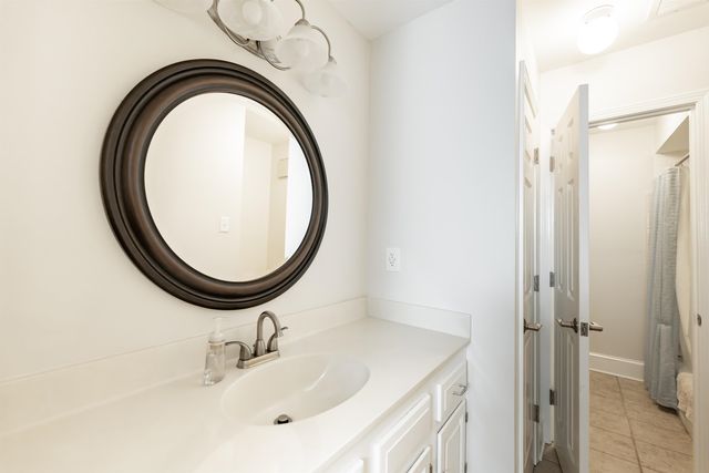 8441 DOGWOOD RD, Germantown, TN 38139