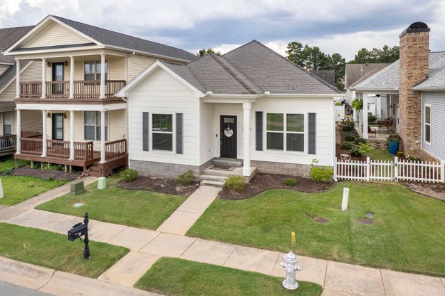 125 Melville Dr, Maumelle, AR 72113