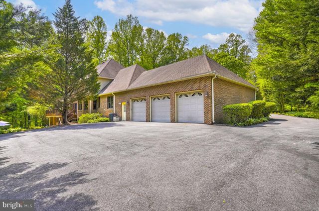 6004 STRATHMORE WAY, Upper Marlboro, MD 20772