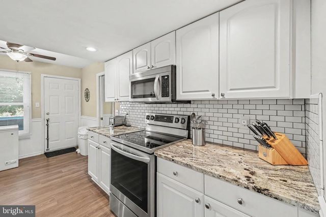 6309 STANFORD CT, Mechanicsburg, PA 17050