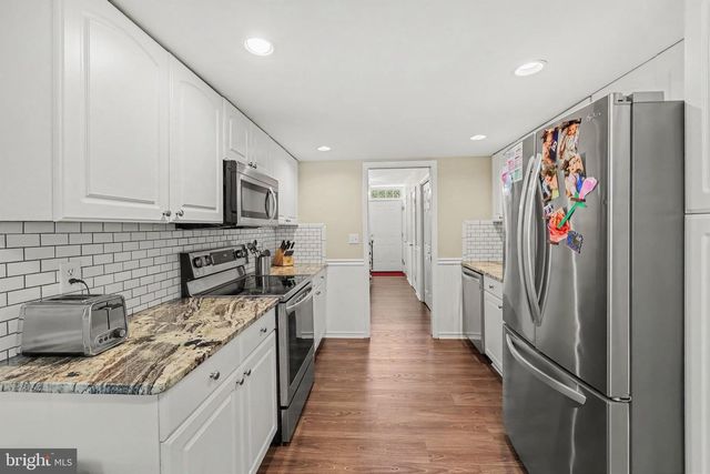 6309 STANFORD CT, Mechanicsburg, PA 17050