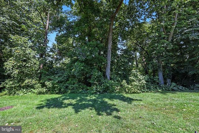 6309 STANFORD CT, Mechanicsburg, PA 17050
