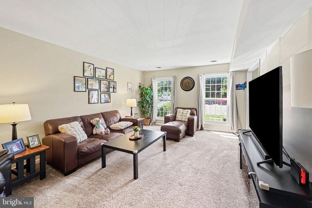 6309 STANFORD CT, Mechanicsburg, PA 17050
