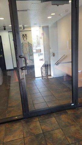 9725 S Karlov Avenue 401, Oak Lawn, IL 60453