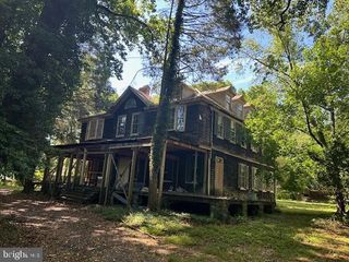 605 UPLAND RD, Pikesville, MD 21208