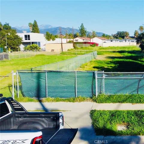 624 N Pasadena, Azusa, CA 91702