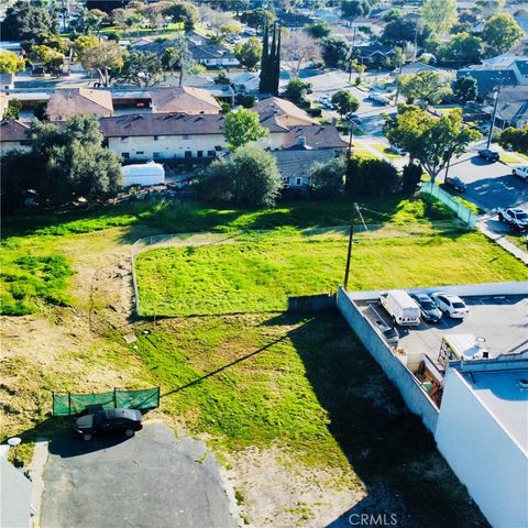 624 N Pasadena, Azusa, CA 91702