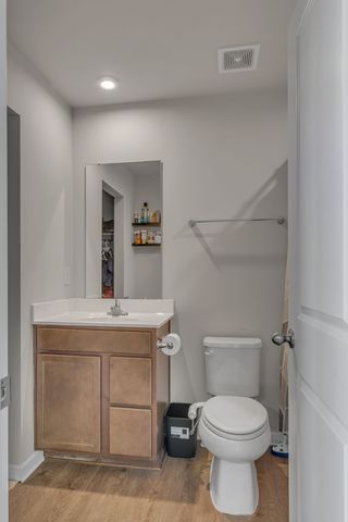 2757 Thornton Grove Blvd Apt 102, Nashville, TN 37207