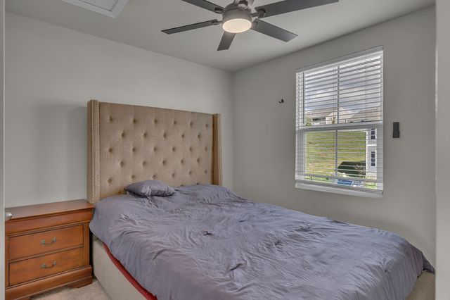 2757 Thornton Grove Blvd Apt 102, Nashville, TN 37207