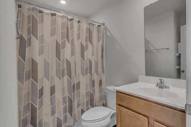 2757 Thornton Grove Blvd Apt 102, Nashville, TN 37207