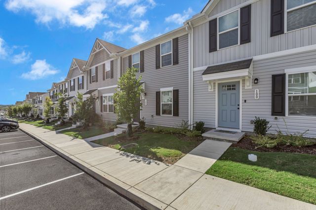 2757 Thornton Grove Blvd Apt 102, Nashville, TN 37207