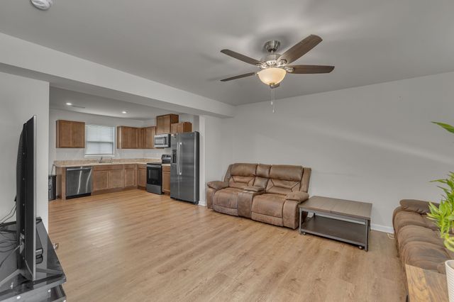 2757 Thornton Grove Blvd Apt 102, Nashville, TN 37207