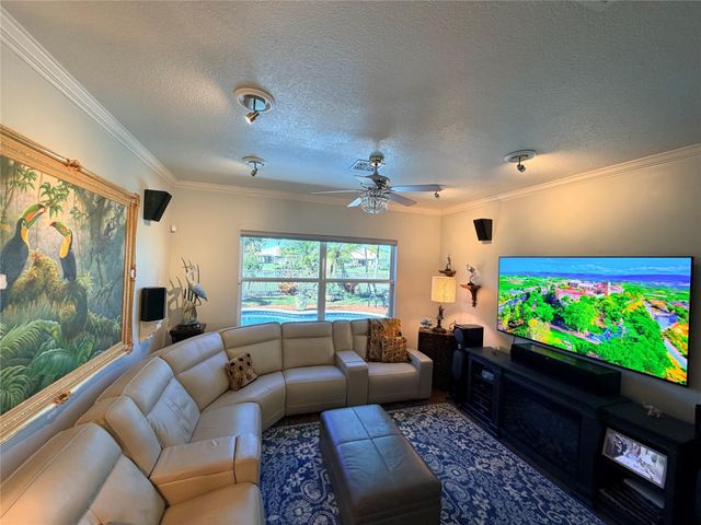 9546 Lantern Bay Circle, West Palm Beach, FL 33411