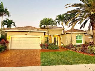 9546 Lantern Bay Circle, West Palm Beach, FL 33411