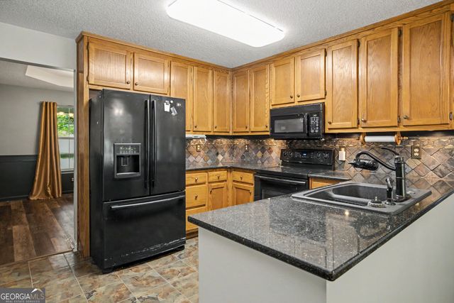 87 Tremont Street, Sharpsburg, GA 30277