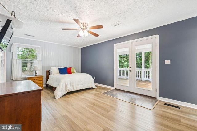 10664 DEACON RD, White Plains, MD 20695