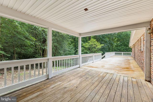 10664 DEACON RD, White Plains, MD 20695