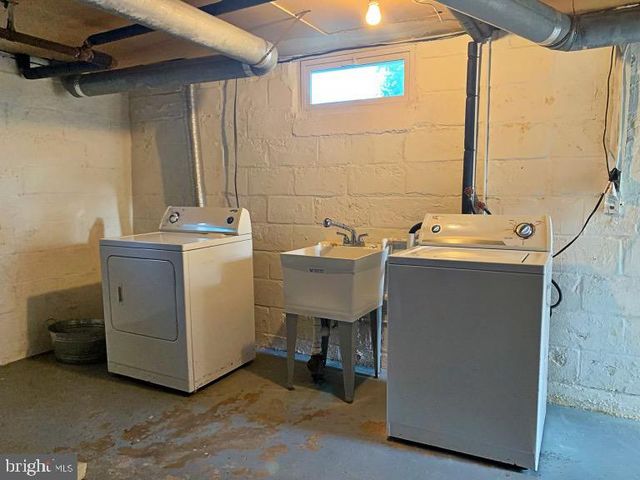 323 COLUMBIA AVE, Dover, DE 19904