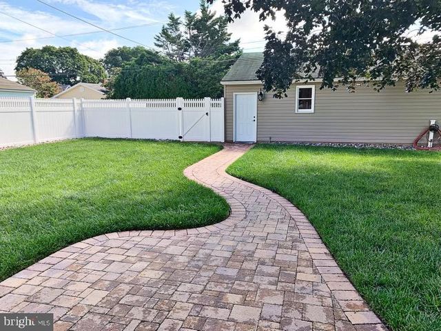 323 COLUMBIA AVE, Dover, DE 19904