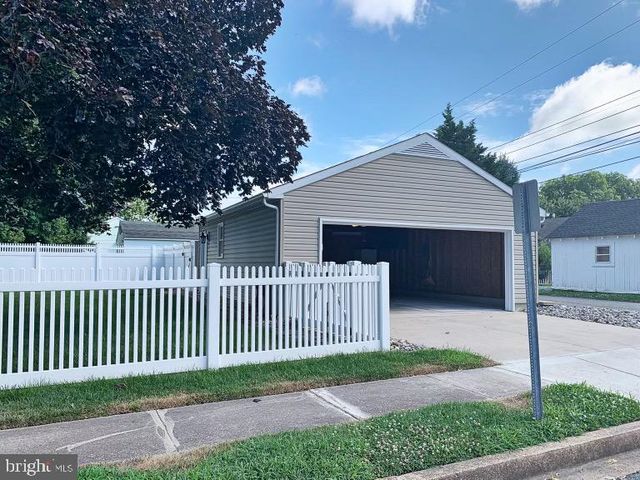 323 COLUMBIA AVE, Dover, DE 19904