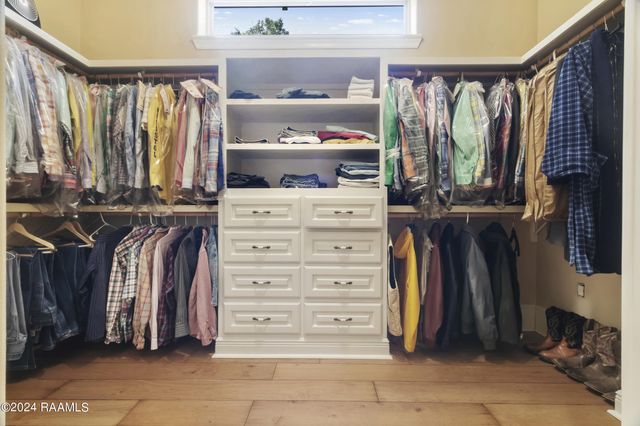 701 Louis Arceneaux Road, Lafayette, LA 70507