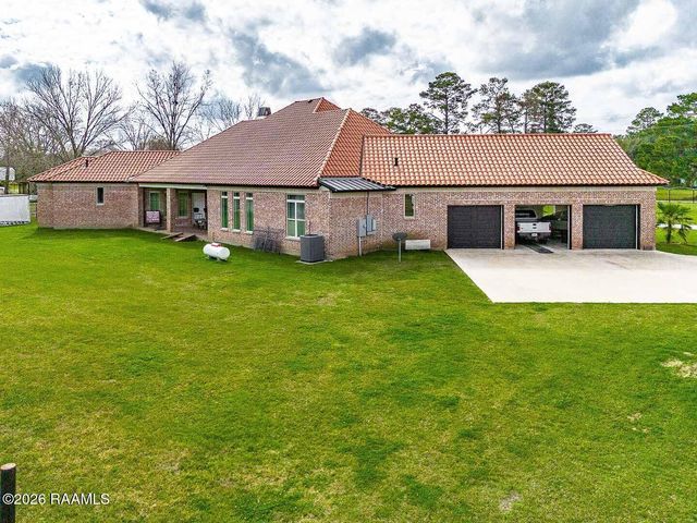 701 Louis Arceneaux Road, Lafayette, LA 70507