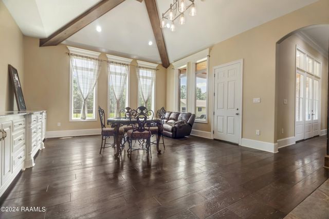 701 Louis Arceneaux Road, Lafayette, LA 70507