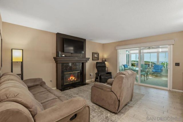 14438 Callejon Musica, San Diego, CA 92129